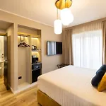 Mavi Luxury Suites